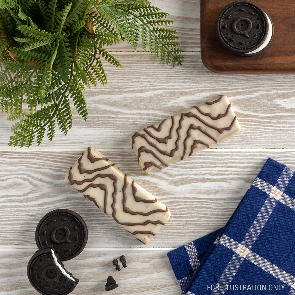 dipped-cookies-and-cream-protein-bars-k6 15807_QN_USA_ProteinBar_CAC_InterimAssetUpdate_Digital-Dipped-ProductCarouselSet_Tabletop2.jpg