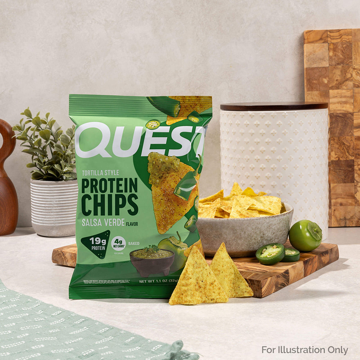 salsa-verde-tortilla-style-protein-chips-u0 qst-016419-salsa-verde-tortilla-style-protein-chips_5.jpg